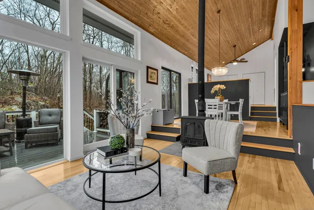 $620,000 | 286 Weatherly Trail, Guilford, CT 06437