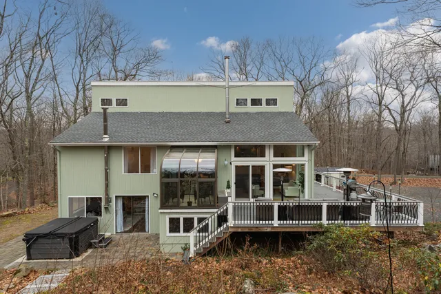 $620,000 | 286 Weatherly Trail, Guilford, CT 06437