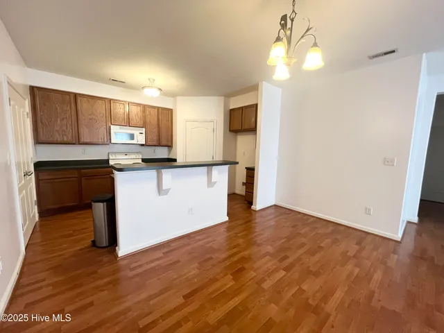 $1,617 | 406 Osprey Cove, Elizabeth City, NC 27909