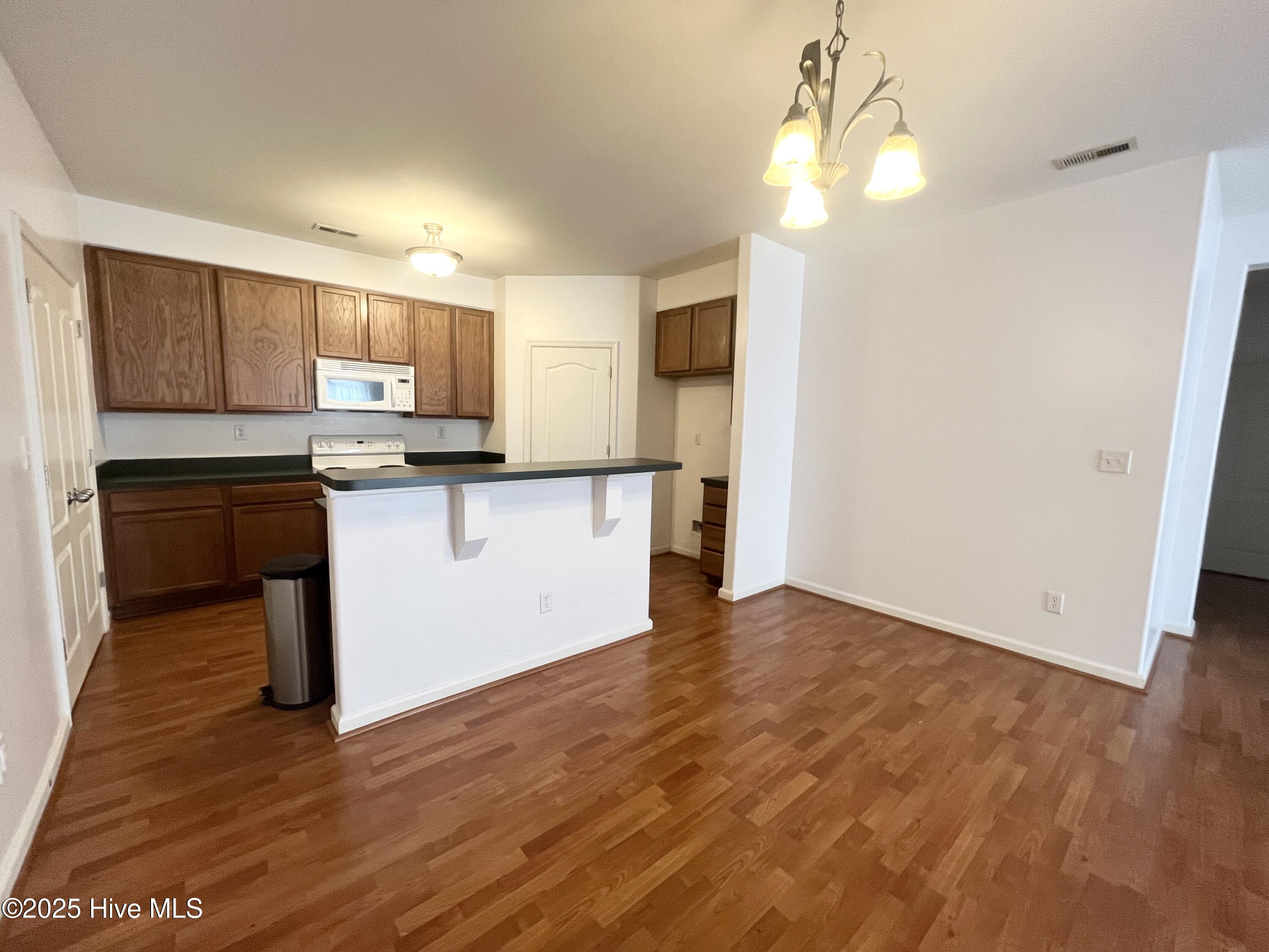 406 Osprey Cove Elizabeth City, NC 27909 - Photo 2 of 12 original (1)