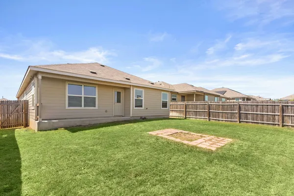 $1,899 | 2831 Calandra Lark, New Braunfels, TX 78130