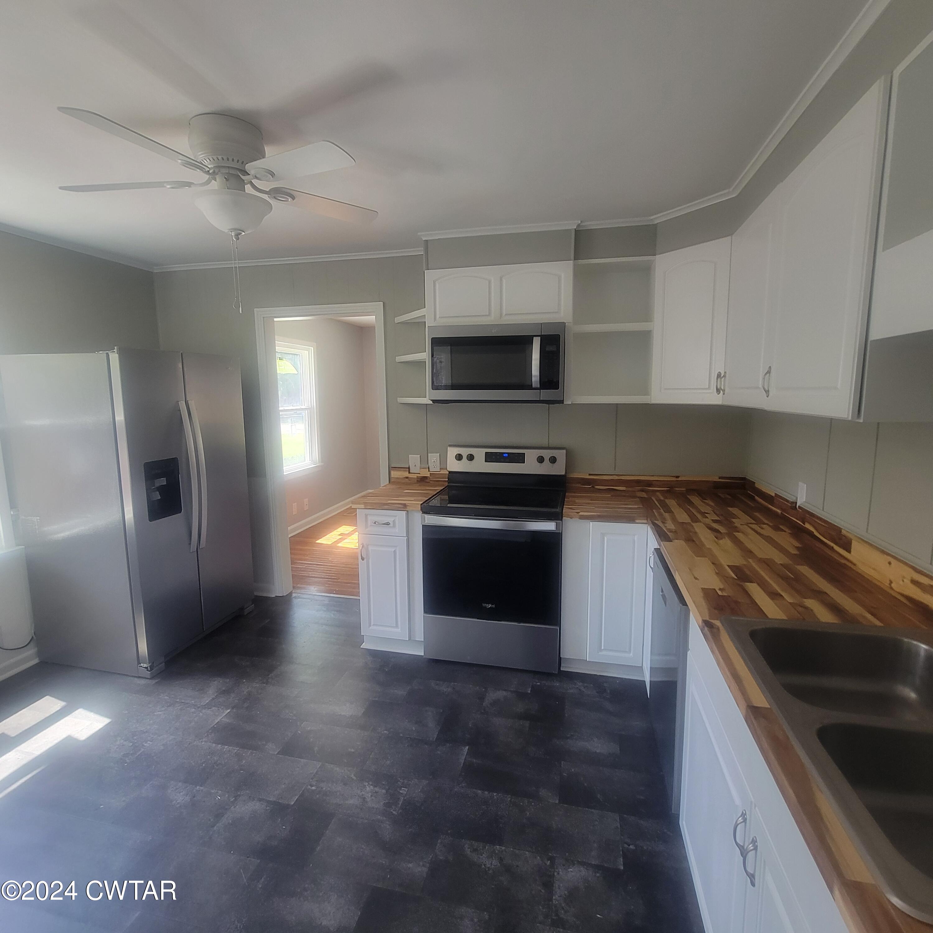 809 George Street Trenton, TN 38382 - Photo 10 of 17 20240828_131947