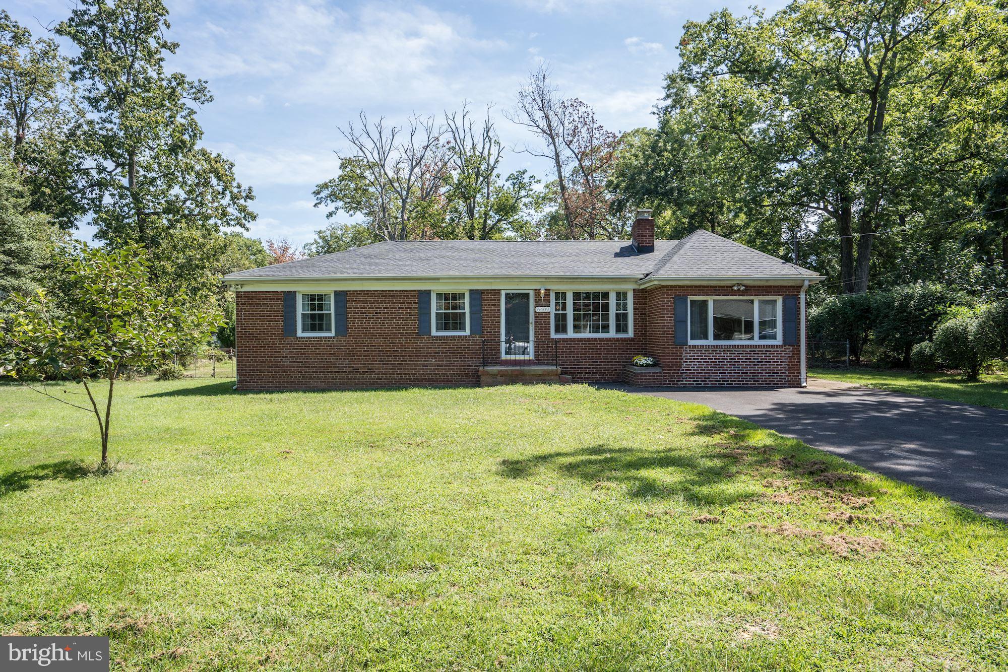 6409 Inwood Drive Springfield, VA 22150 - Photo 1 of 40