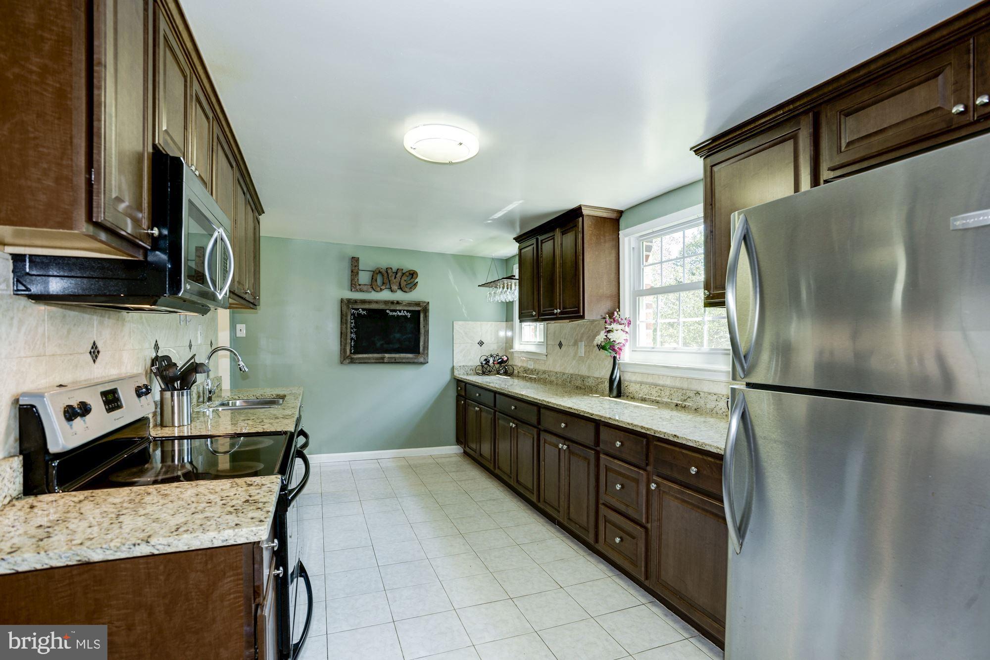 6409 Inwood Drive Springfield, VA 22150 - Photo 12 of 40