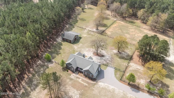 $950,000 | 930 Pasture Circle, Aberdeen, NC 28315