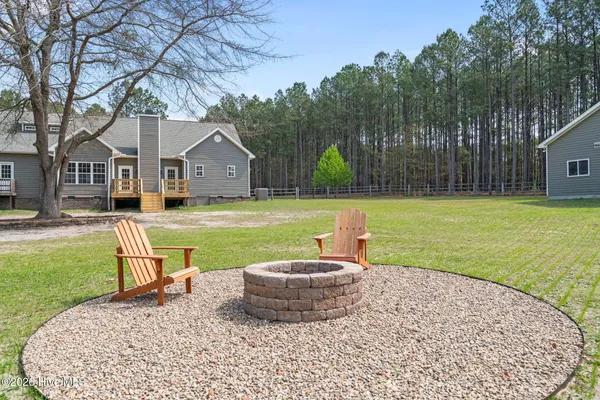 $950,000 | 930 Pasture Circle, Aberdeen, NC 28315