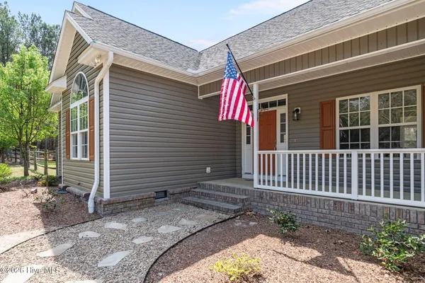 $950,000 | 930 Pasture Circle, Aberdeen, NC 28315
