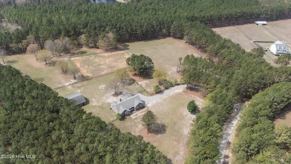 $950,000 | 930 Pasture Circle, Aberdeen, NC 28315