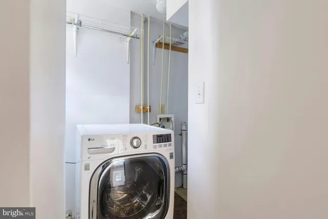 $2,800 | 4200 Allison Circle, Fairfax, VA 22030