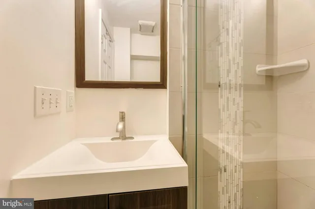 $2,800 | 4200 Allison Circle, Fairfax, VA 22030