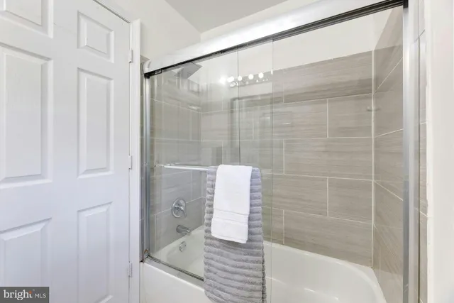 $2,800 | 4200 Allison Circle, Fairfax, VA 22030