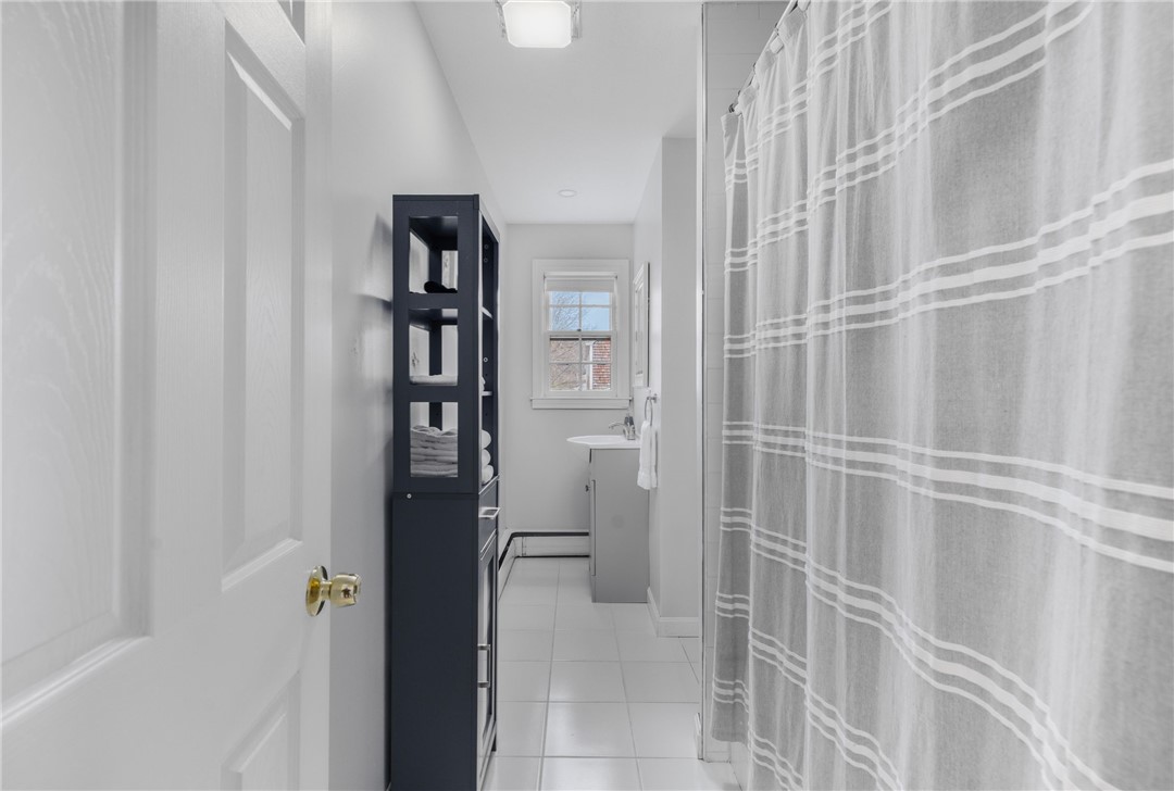 384 Valley Road Middletown, RI 02842 - Photo 11 of 46