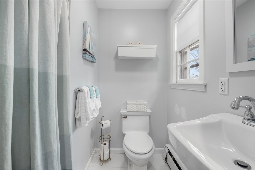 384 Valley Road Middletown, RI 02842 - Photo 21 of 46