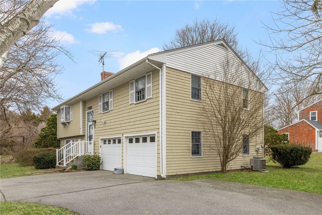 384 Valley Road Middletown, RI 02842 - Photo 35 of 46