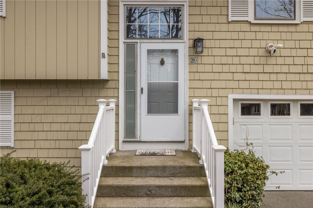 384 Valley Road Middletown, RI 02842 - Photo 36 of 46