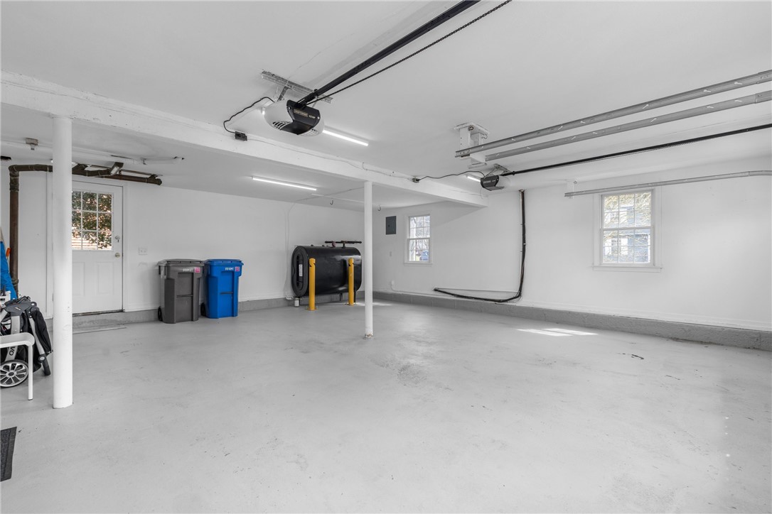 384 Valley Road Middletown, RI 02842 - Photo 45 of 46