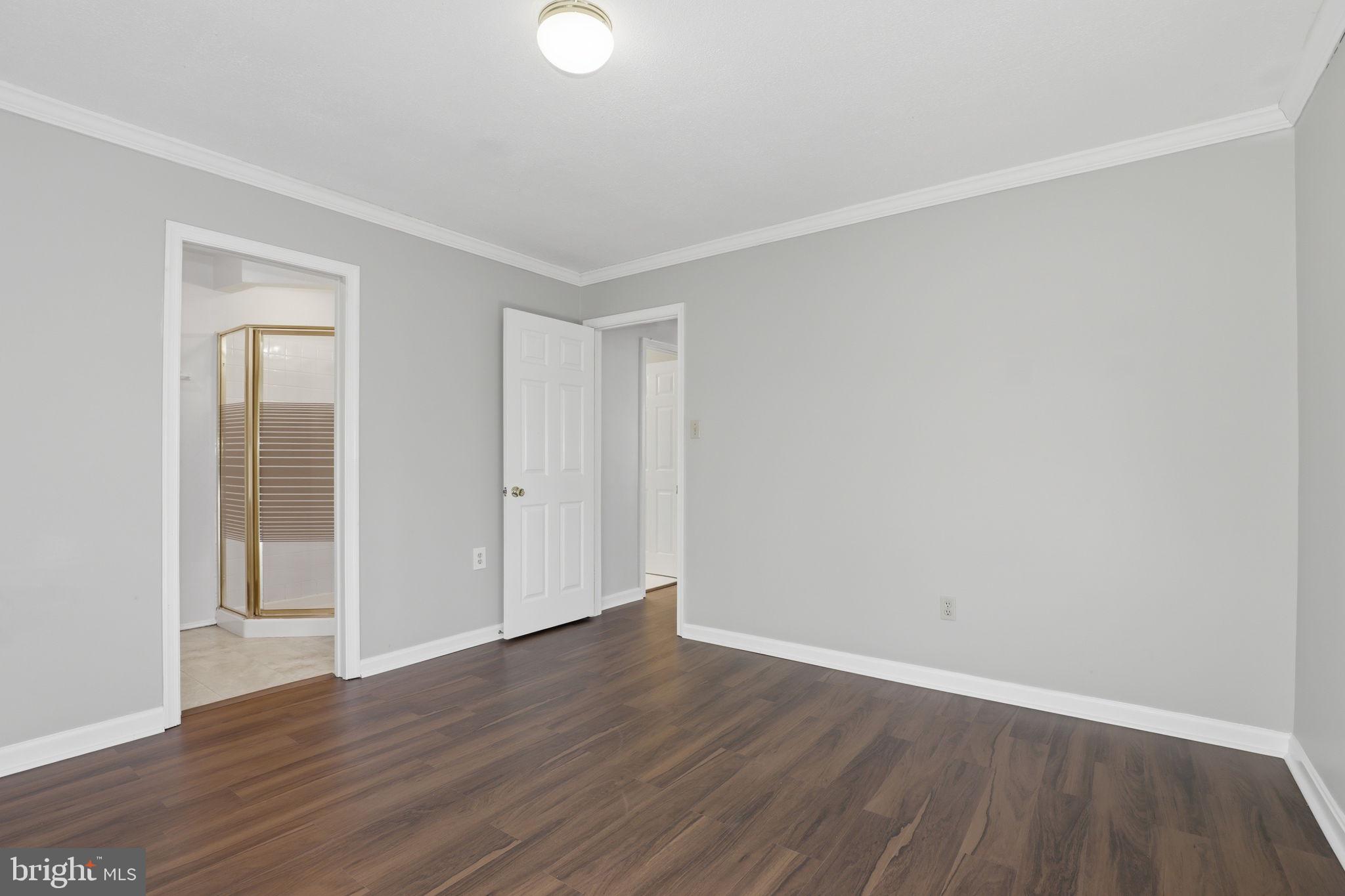 2369 Southgate Square Reston, VA 20191 - Photo 14 of 33