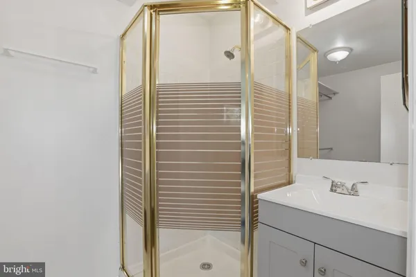 $2,450 | 2369 Southgate Square, Reston, VA 20191