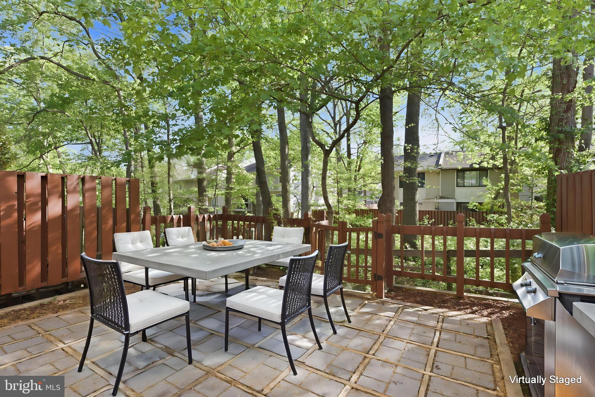 2369 Southgate Square Reston, VA 20191 - Photo 25 of 33