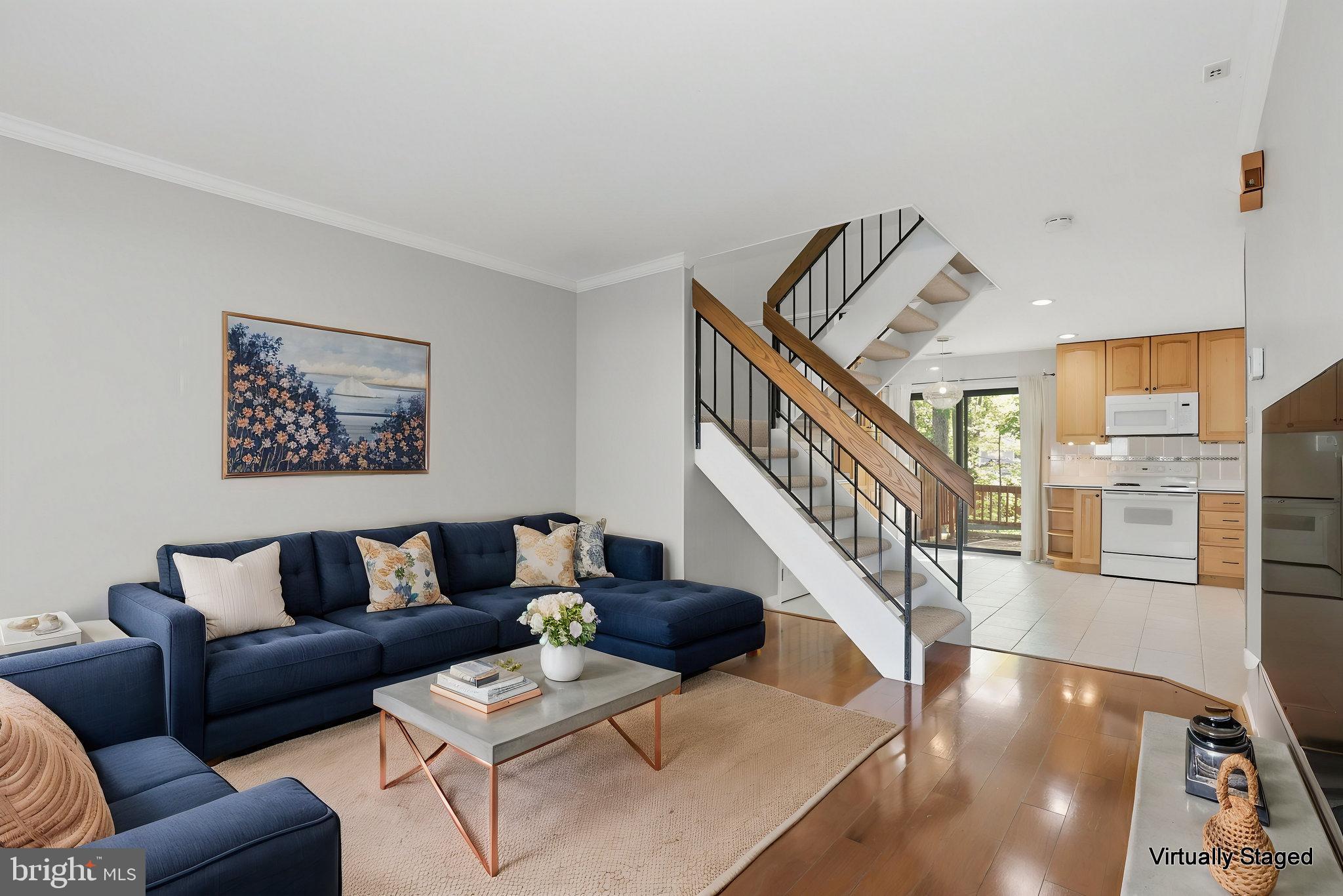 2369 Southgate Square Reston, VA 20191 - Photo 8 of 33