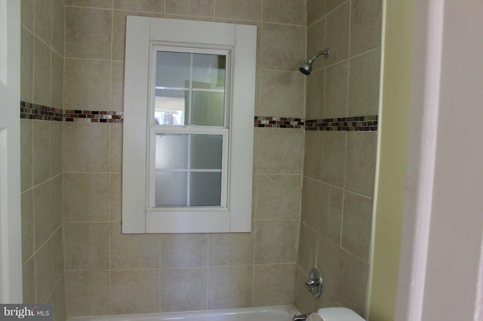 5 Crafton Road Baltimore, MD 21221 - Photo 5 of 9 Bath
