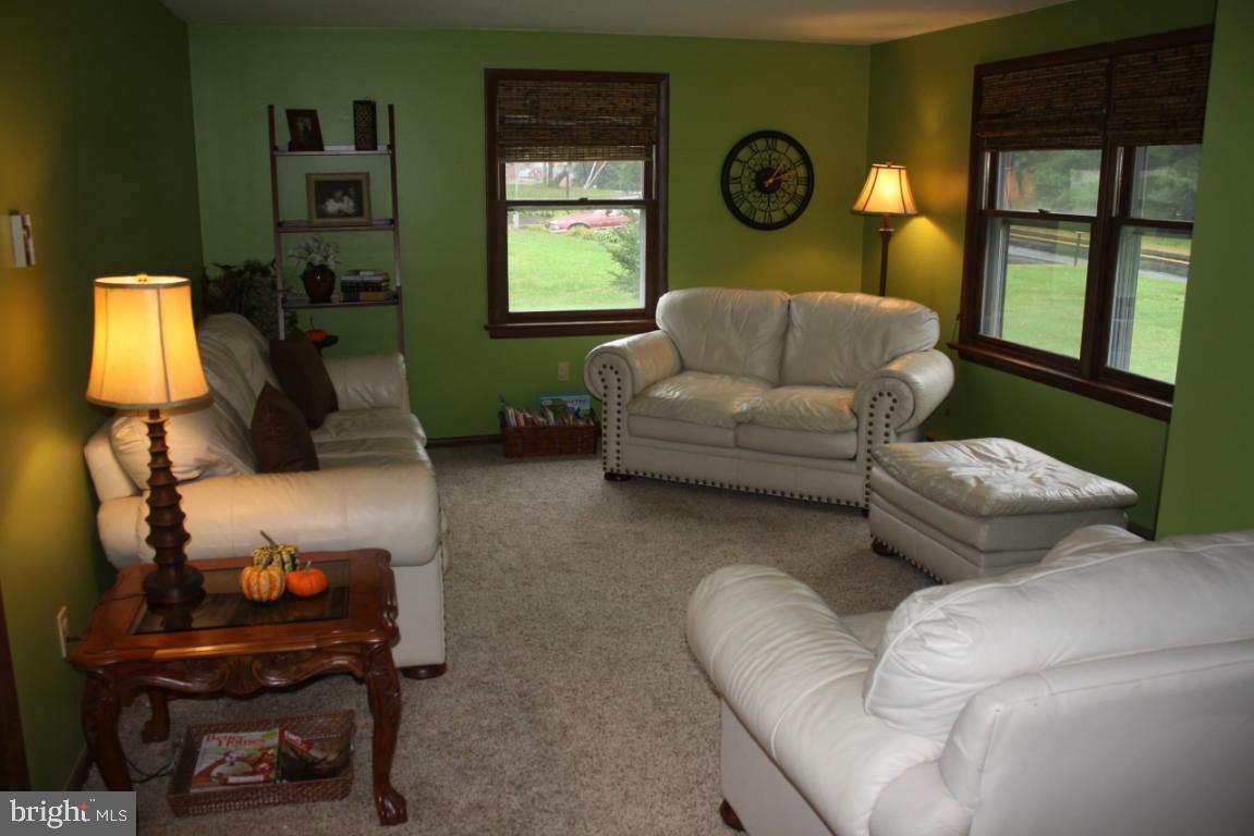 3003 Harvest Road Elizabethtown, PA 17022 - Photo 3 of 26