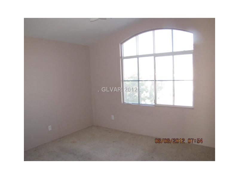 2102 Maple Springs Street Henderson, NV 89002 - Photo 17 of 22 Bedroom.