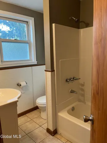 $229,900 | 1719 Oneida Street, Schenectady, NY 12308