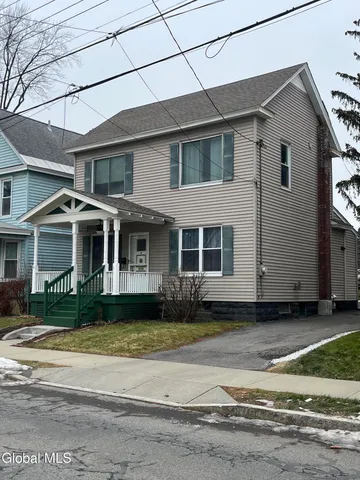$229,900 | 1719 Oneida Street, Schenectady, NY 12308