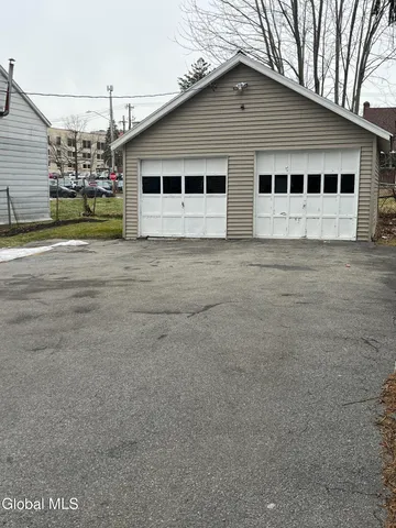 $229,900 | 1719 Oneida Street, Schenectady, NY 12308