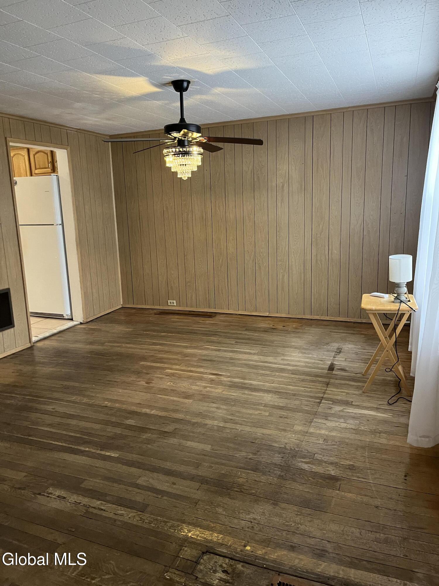 1719 Oneida Street Schenectady, NY 12308 - Photo 8 of 28 IMG_0292