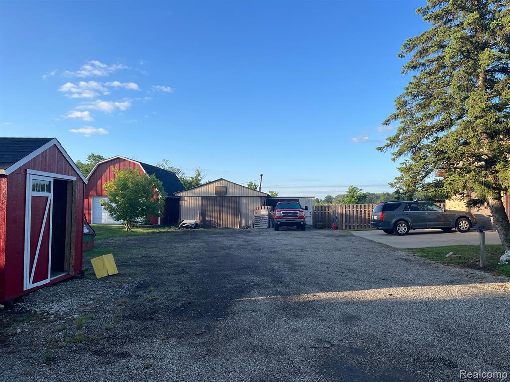 1125 West Sigler Road Carleton, MI 48117 - Photo 14 of 80 Gallery Image 14