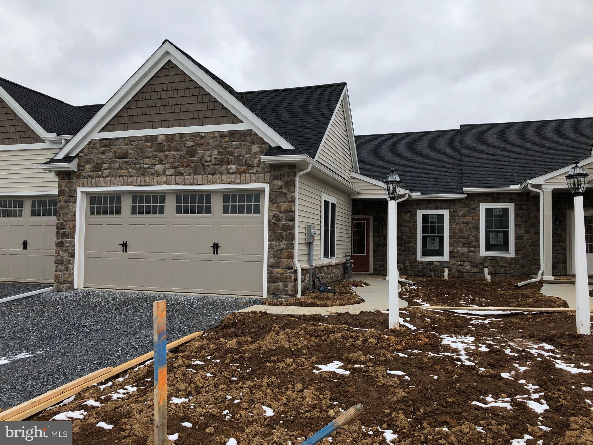 379 Pin Oak Drive, Unit 54 Lititz, PA 17543 - Photo 1 of 1 Gallery Image 1