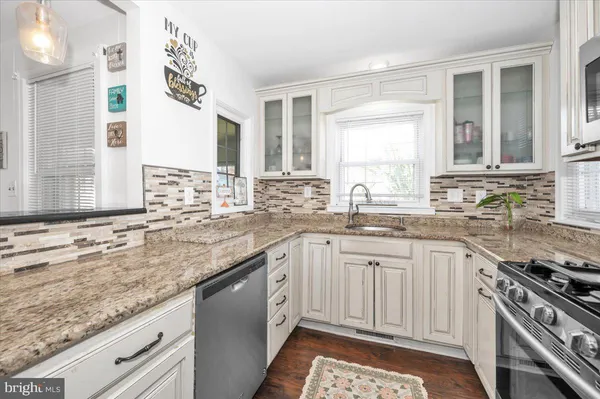 $300,000 | 2532 Hillcrest Avenue, Baltimore, MD 21234