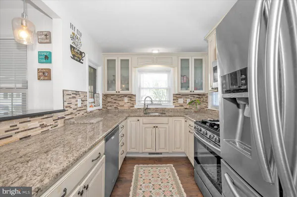 $300,000 | 2532 Hillcrest Avenue, Baltimore, MD 21234