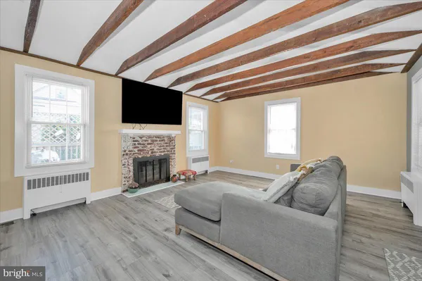 $300,000 | 2532 Hillcrest Avenue, Baltimore, MD 21234