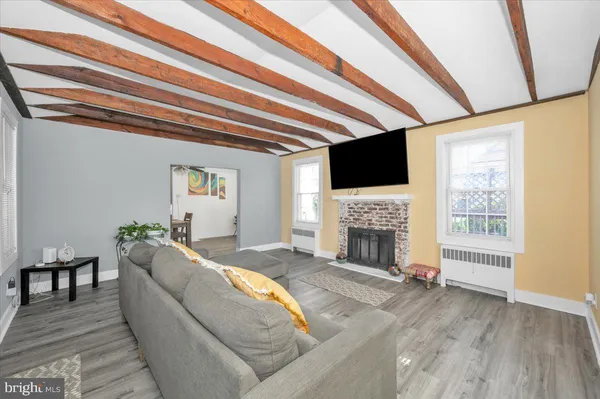 $300,000 | 2532 Hillcrest Avenue, Baltimore, MD 21234