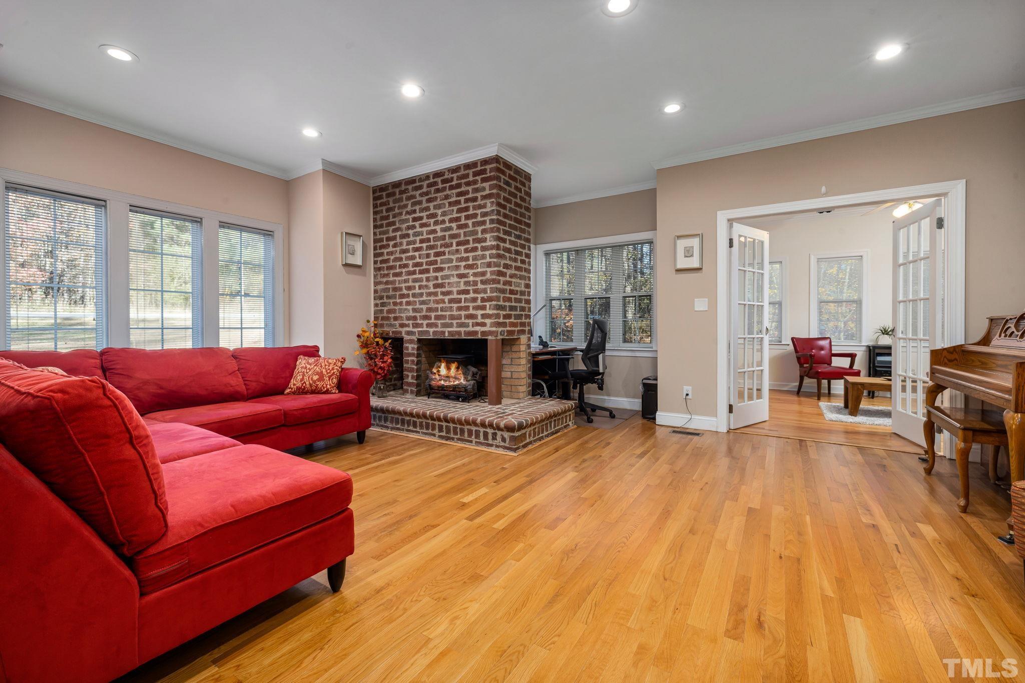 4713 Mial Plantation Road Raleigh, NC 27610 - Photo 7 of 39 Gallery Image 7