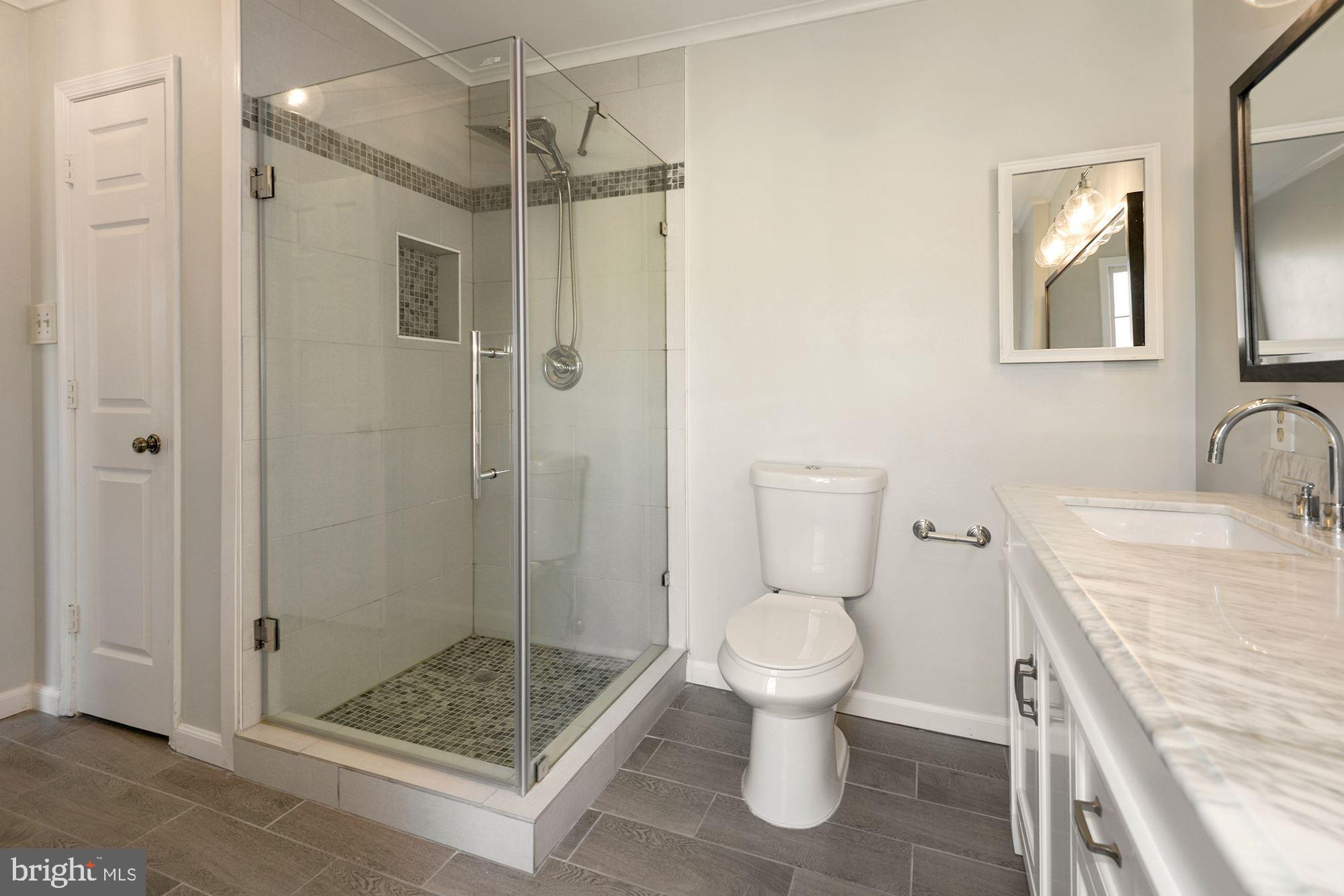 1224 Bishopsgate Way Reston, VA 20194 - Photo 27 of 42 Ensuite Bath