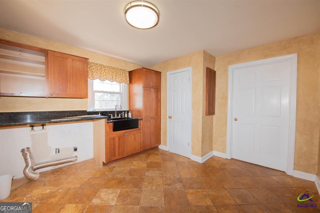 1441 Zenith Mill Road Roberta, GA 31078 - Photo 73 of 80 a view of a kitchen with a sink