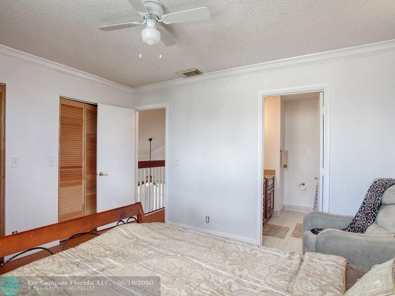 Coral Bay Margate, FL 33063 - Photo 20 of 30