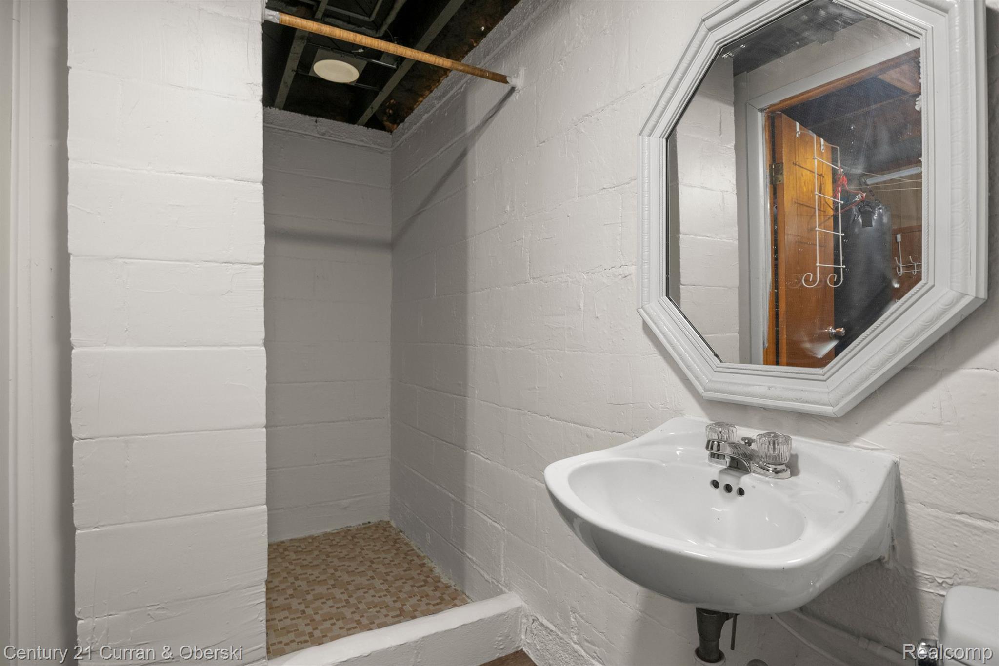 17995 Ruth Street Melvindale, MI 48122 - Photo 34 of 39 Gallery Image 34