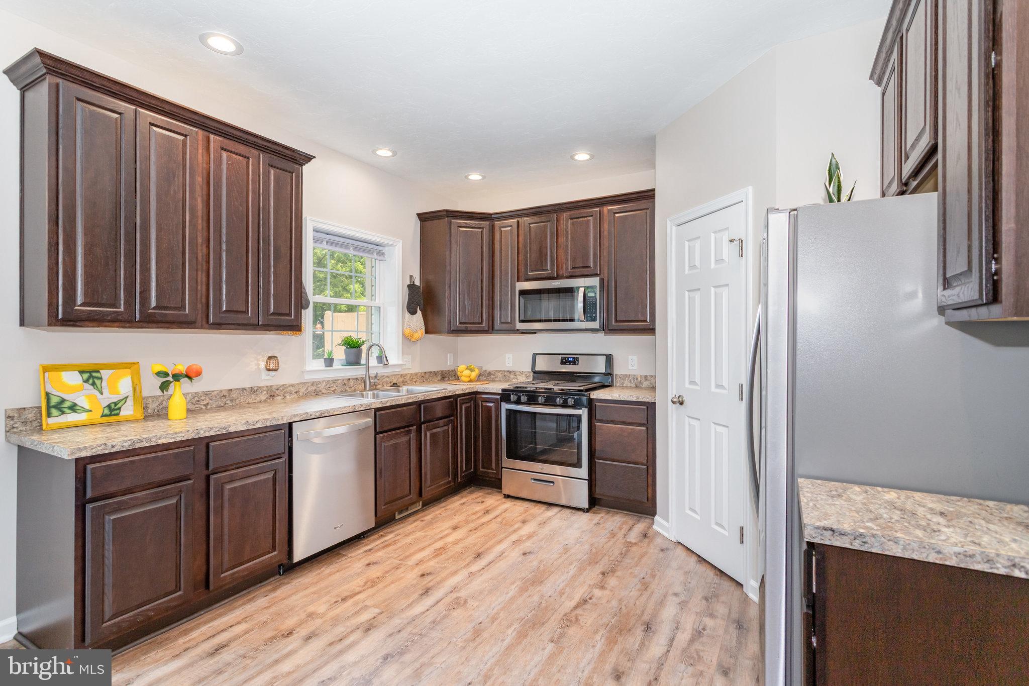 426 Pumping Station Road Hanover, PA 17331 - Photo 3 of 39 Kitchen