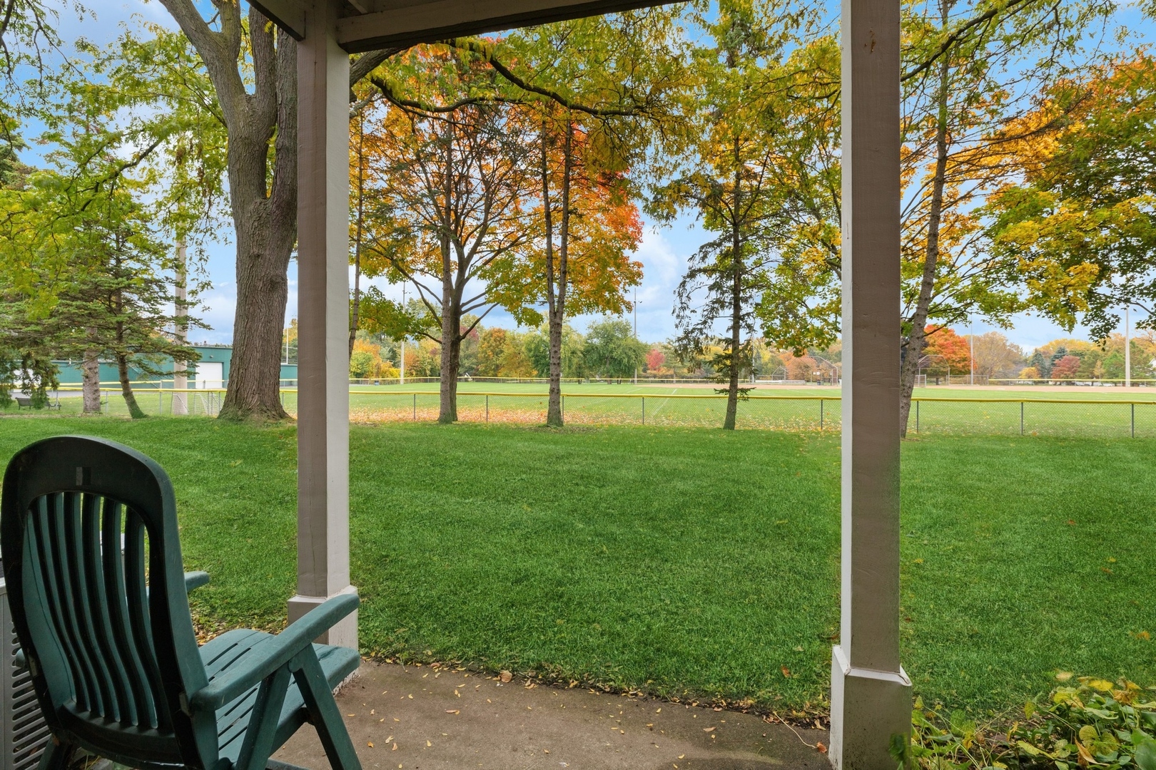 800 Ridge Road, Unit 103 Wilmette, IL 60091 - Photo 9 of 12 a view of yard with a tree