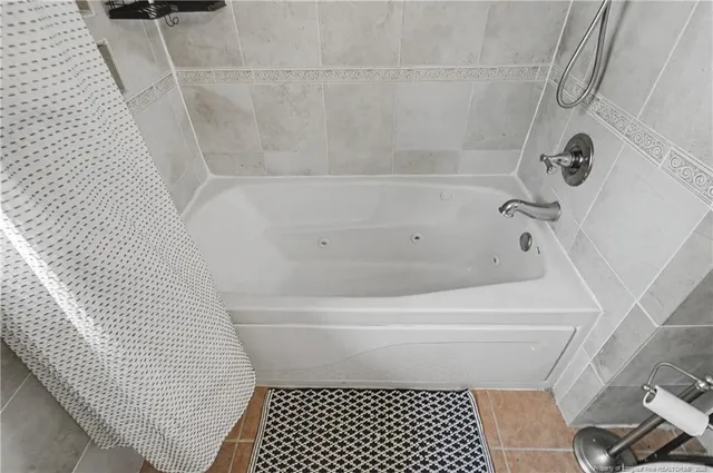 $259,000 | 6870 Buttermere Drive, Fayetteville, NC 28314