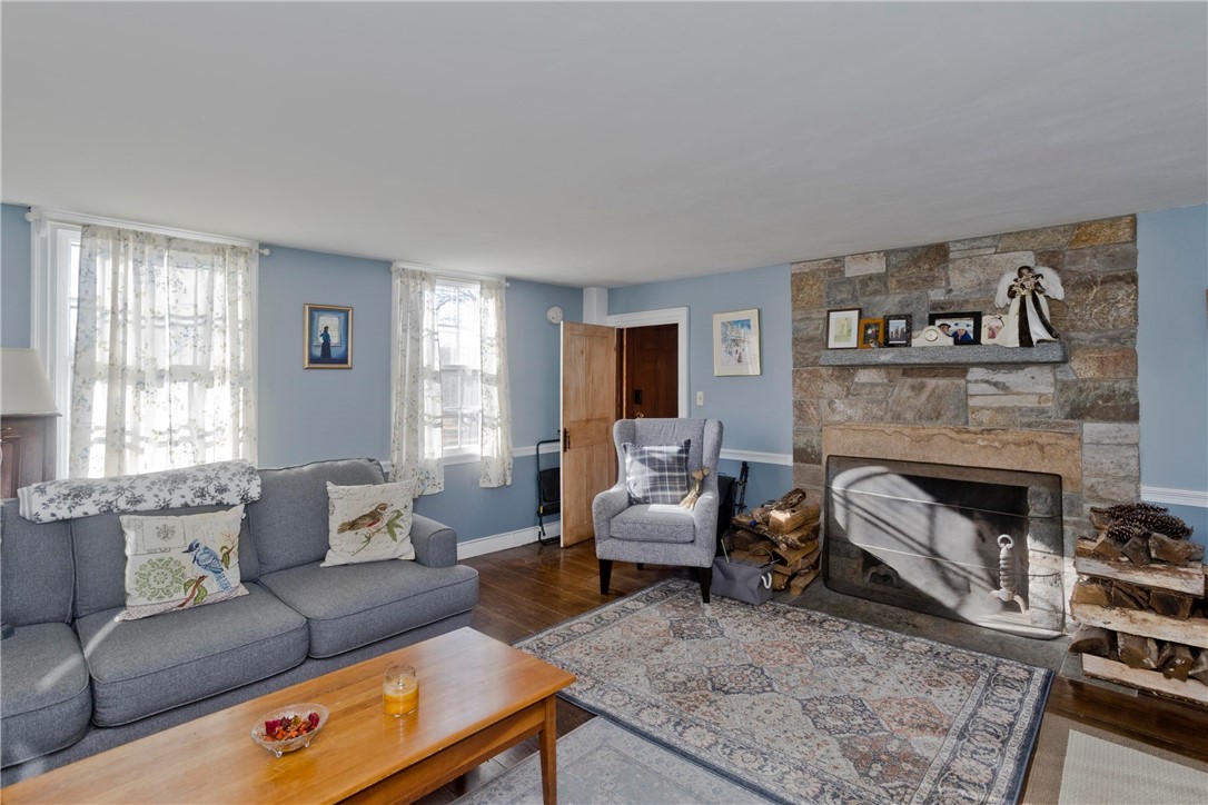 175 Hunting House Road Glocester, RI 02857 - Photo 16 of 39