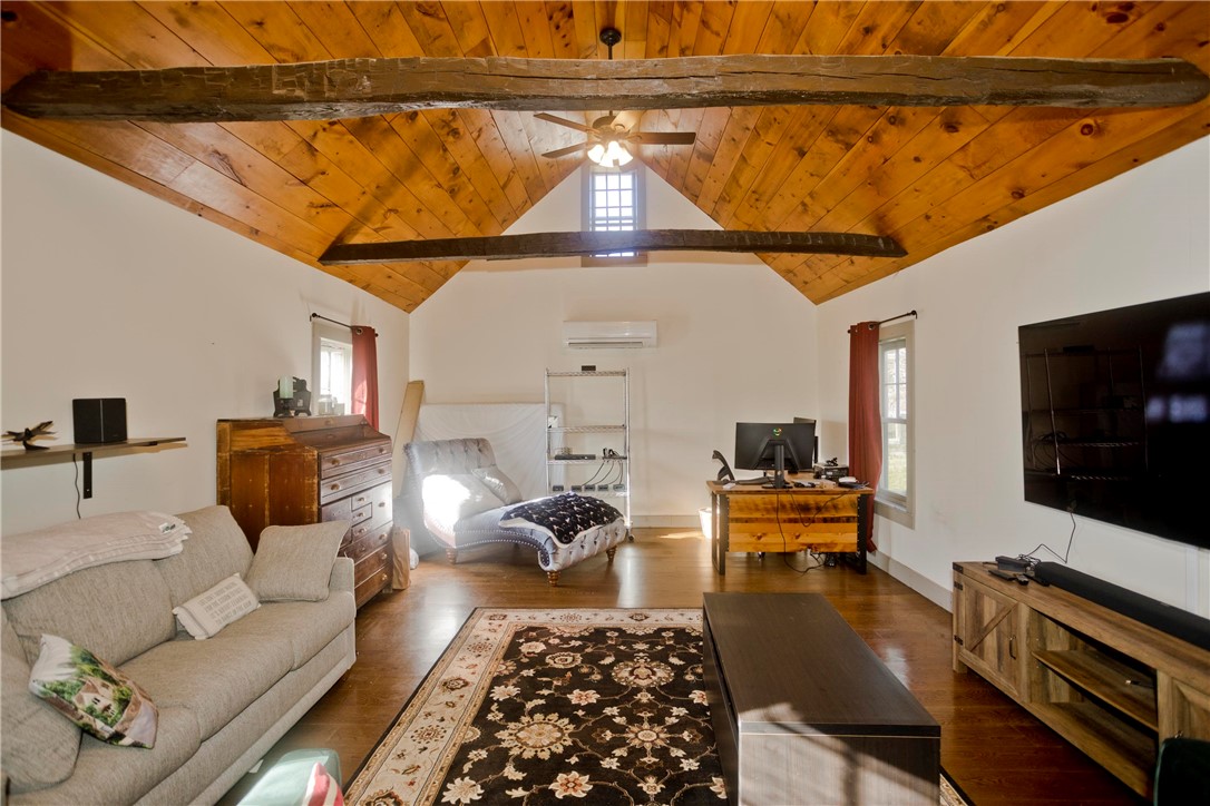 175 Hunting House Road Glocester, RI 02857 - Photo 17 of 39