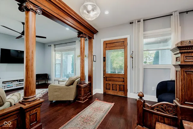 $559,000 | 609 Sanders Street, Indianapolis, IN 46203