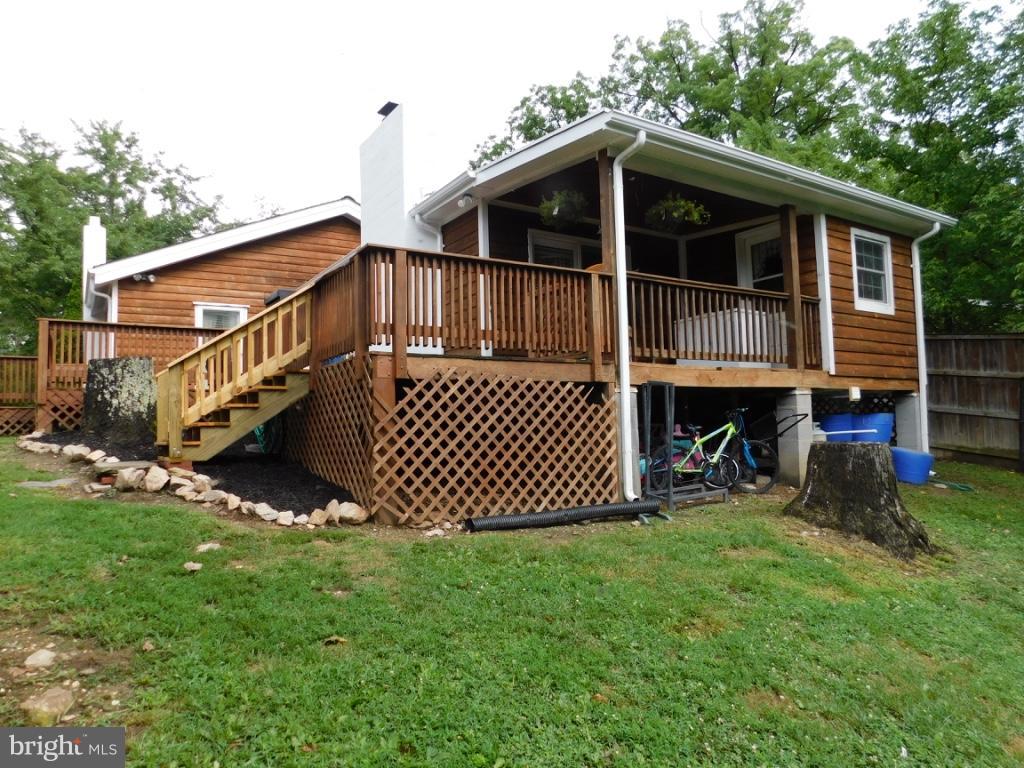 151 Farm Ridge Road Front Royal, VA 22630 - Photo 5 of 18 Exterior (Rear)