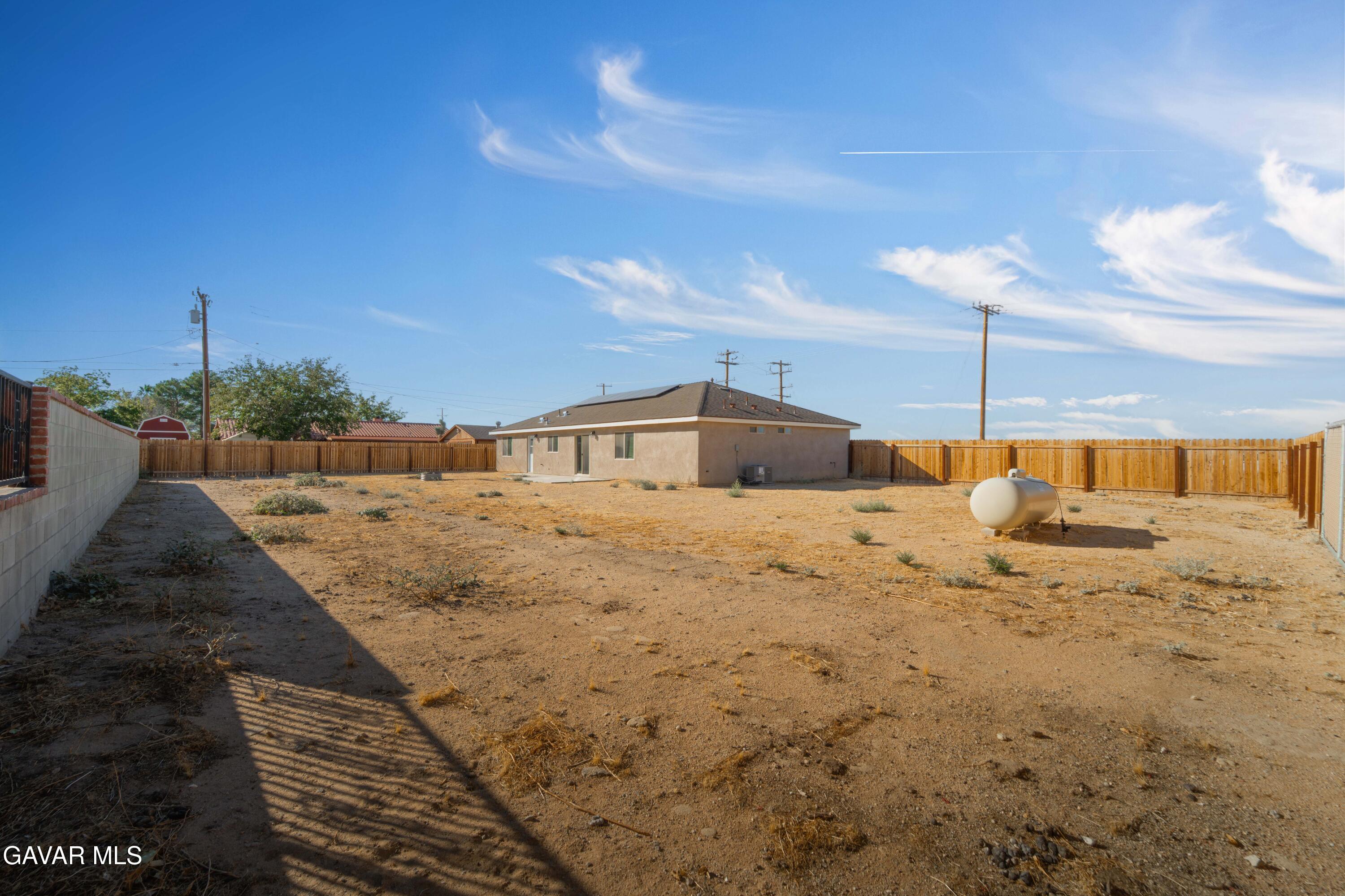 10016 Mendiburu Road California City, CA 93505 - Photo 25 of 36 26.10.7 Mendiburu Exterior-9